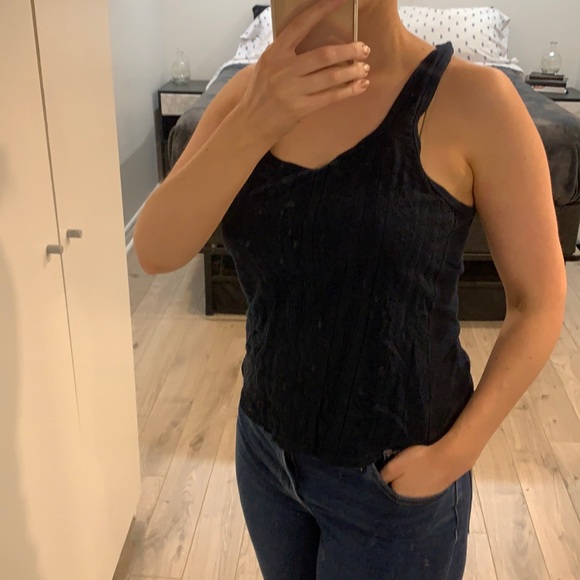 Hollister Navy Tank Top in Small - Picture 2 of 5